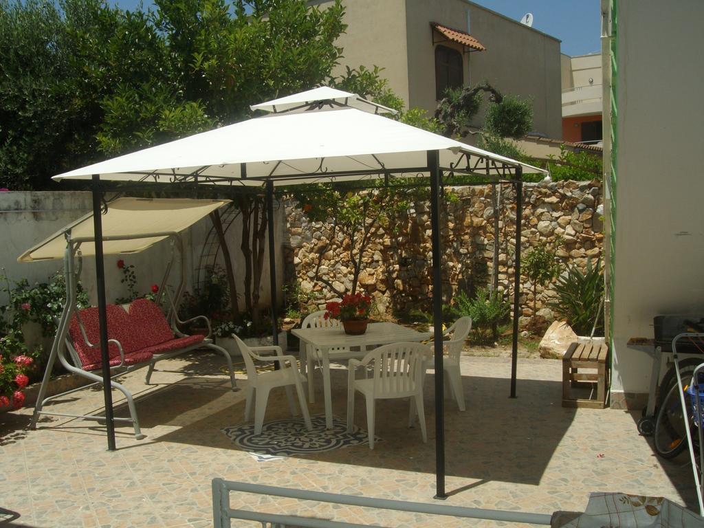 فيلا Villino Claudia 30 Mt Mare بورتو سيساريو الغرفة الصورة